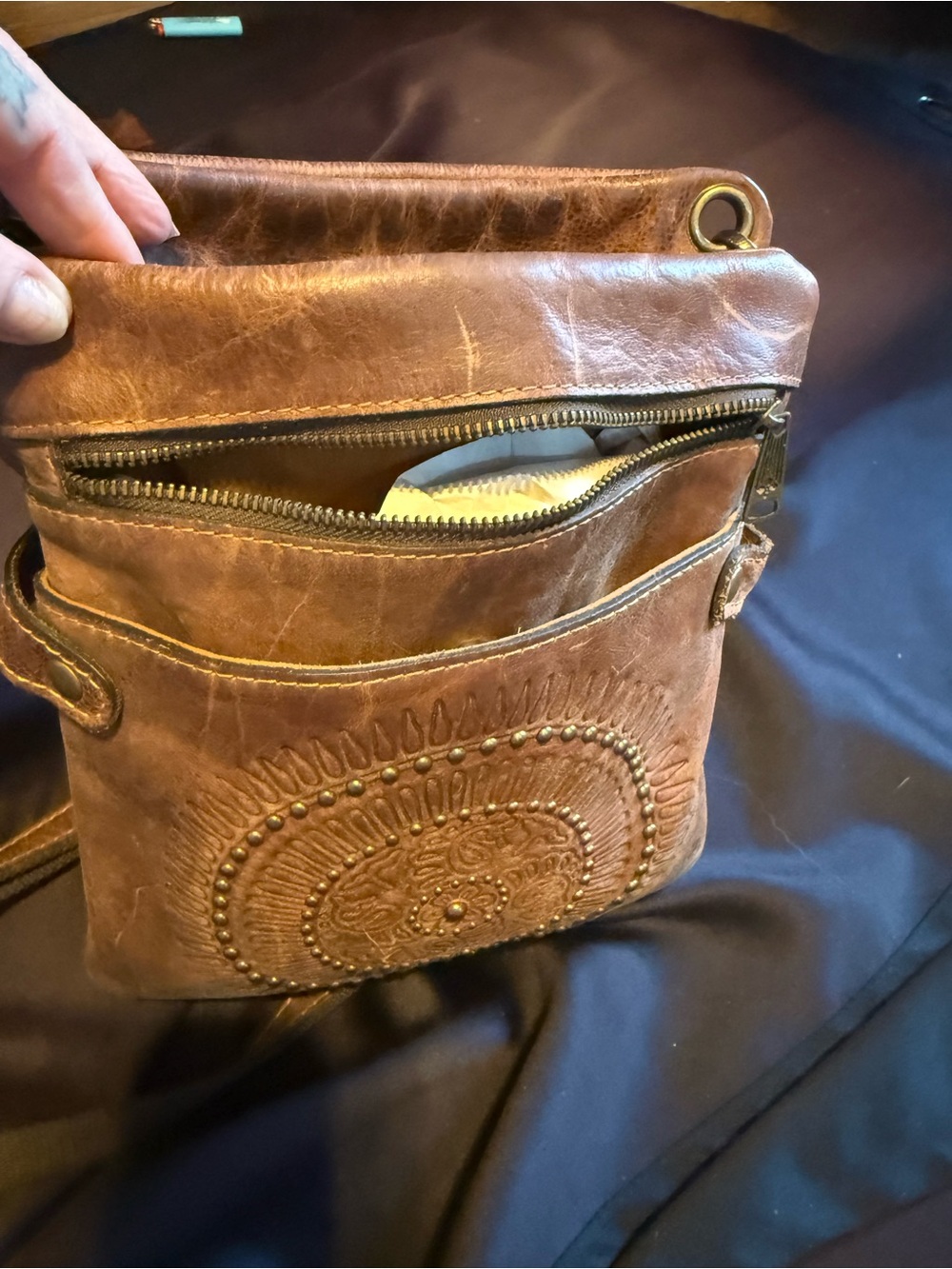 Patricia Nash Francesca Leather Tooled Studded Mandala Crossbody Bag Tan - Picture 7 of 16